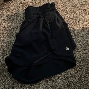 lululemon size 2, 4 inch navy blue shorts